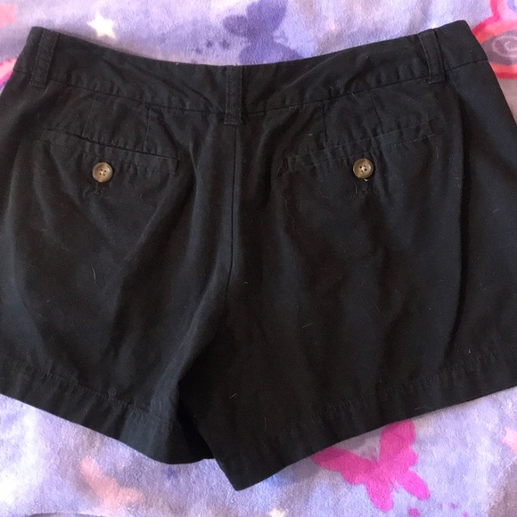 Short and shirt bundle, Old Navy short, Uproar top - Picture 3 of 8
